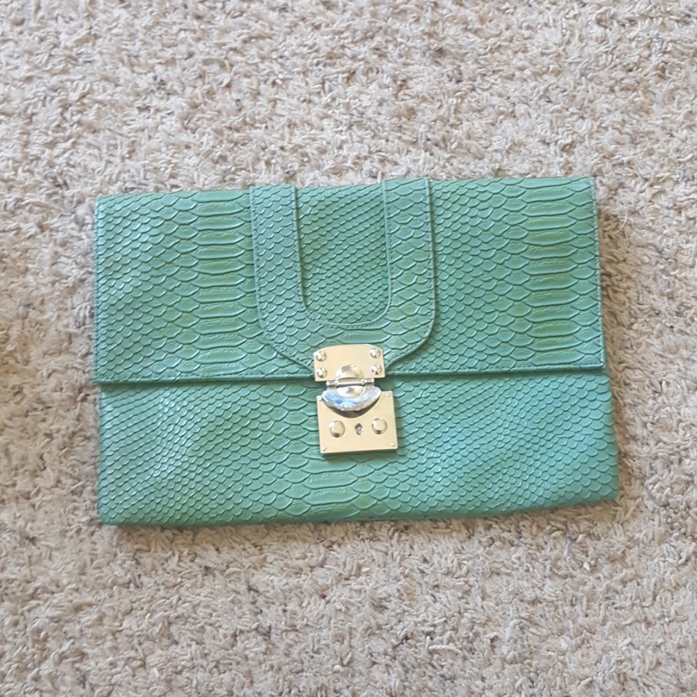 Amici clutch